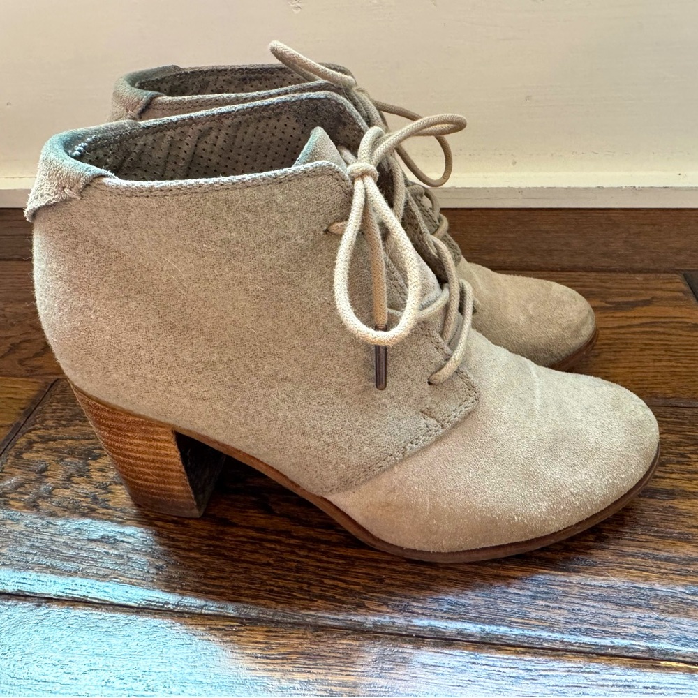 TOMS Ankle Boots Women’s Size 6.5 Suede